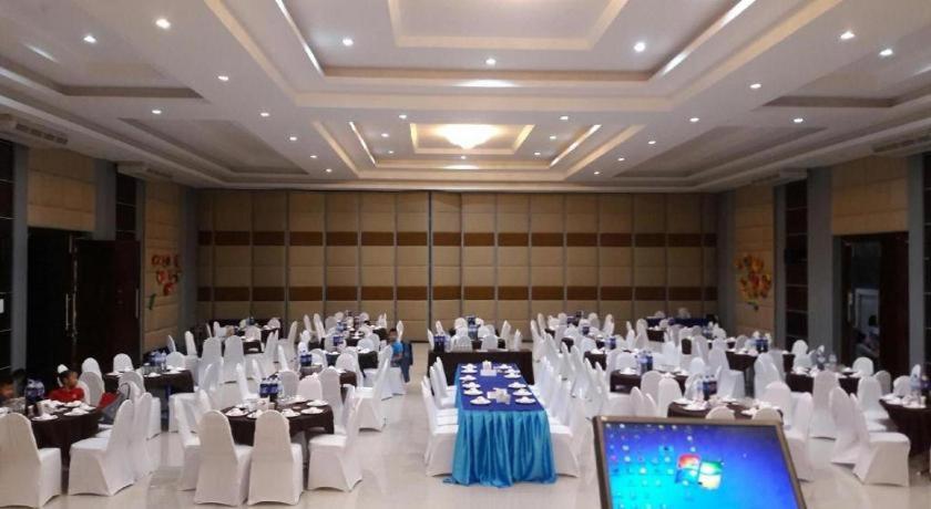S-Tawan Hotel & Convention Maha Sarakham Exterior photo